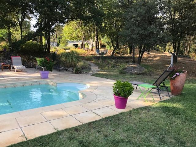 Villa la campagne de Mari Peyrolles-en-Provence Esterno foto